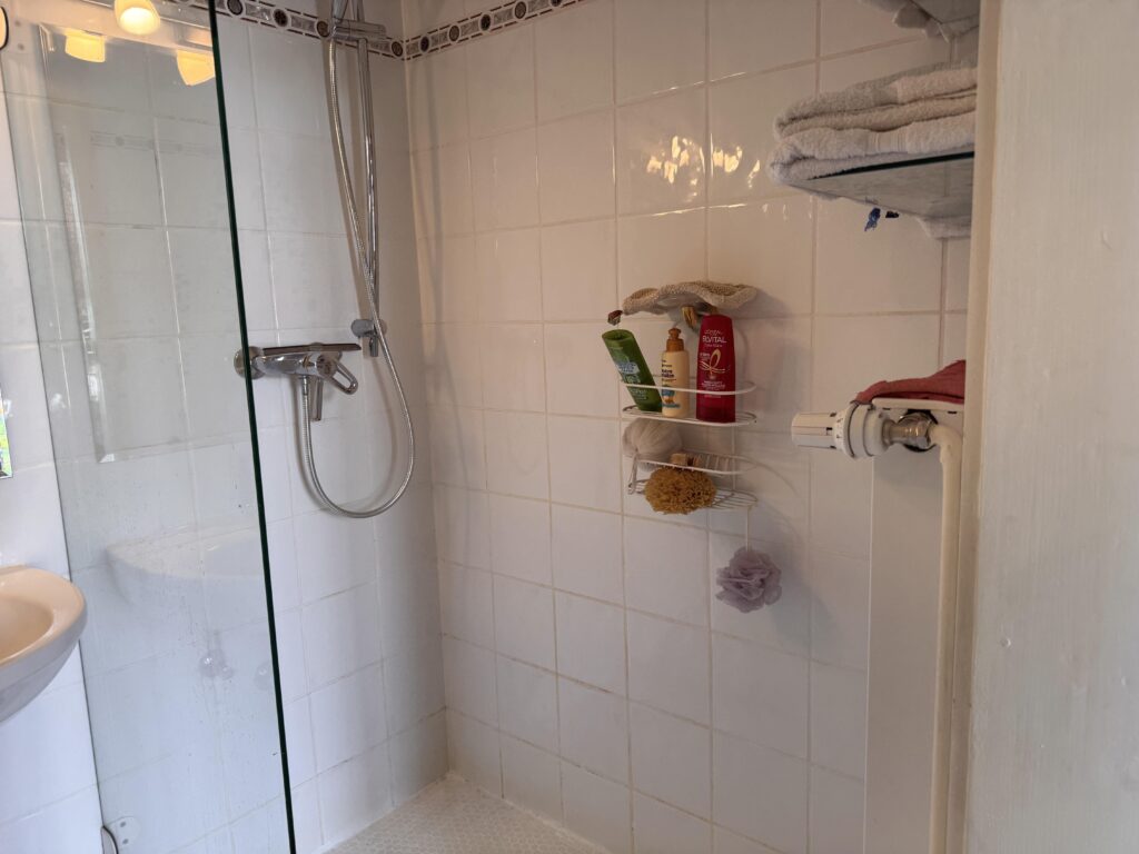 Duschbad Nebengebäude