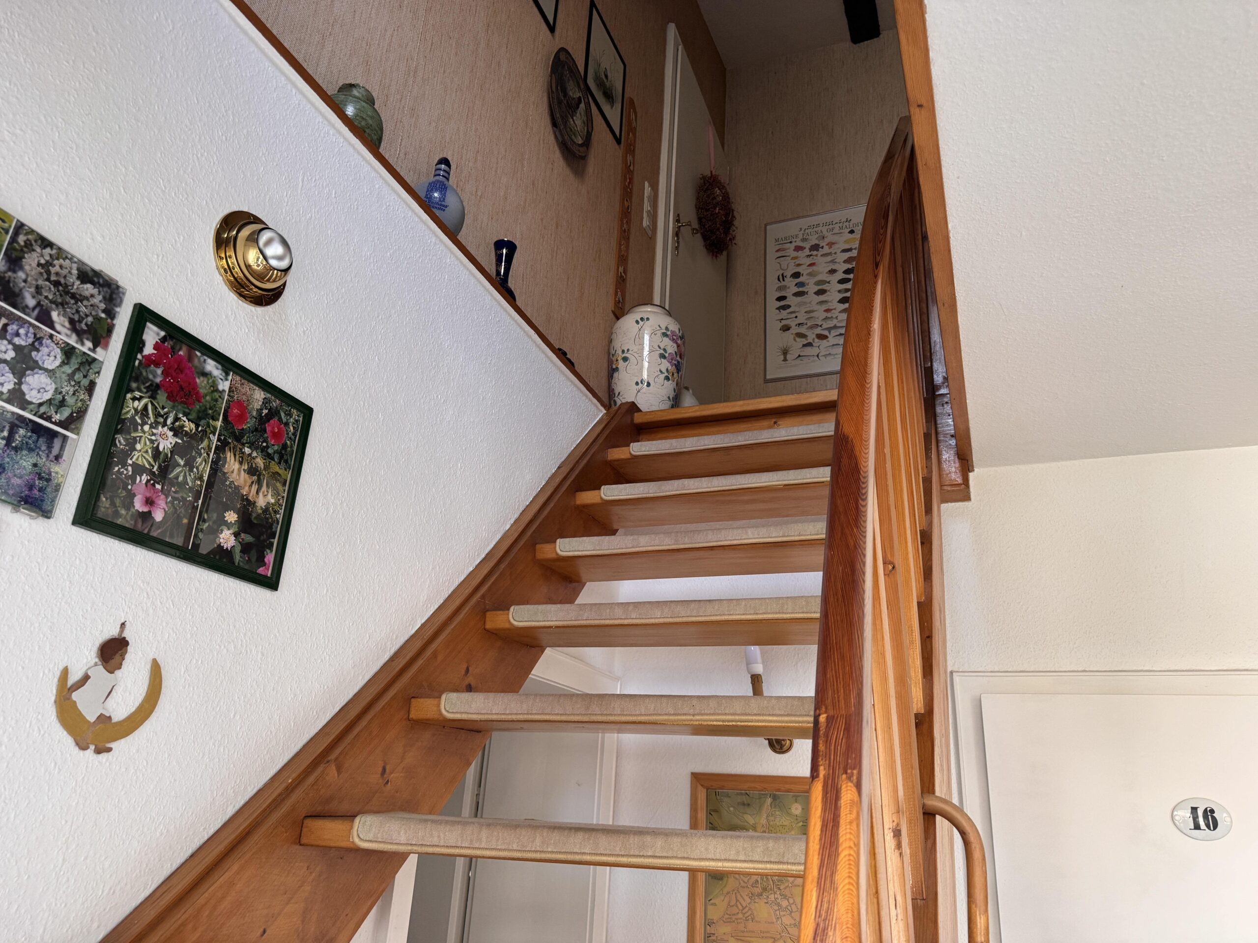 Treppenaufgang Nebengebäude