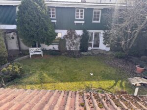 Blick auf den Garten Innenhof