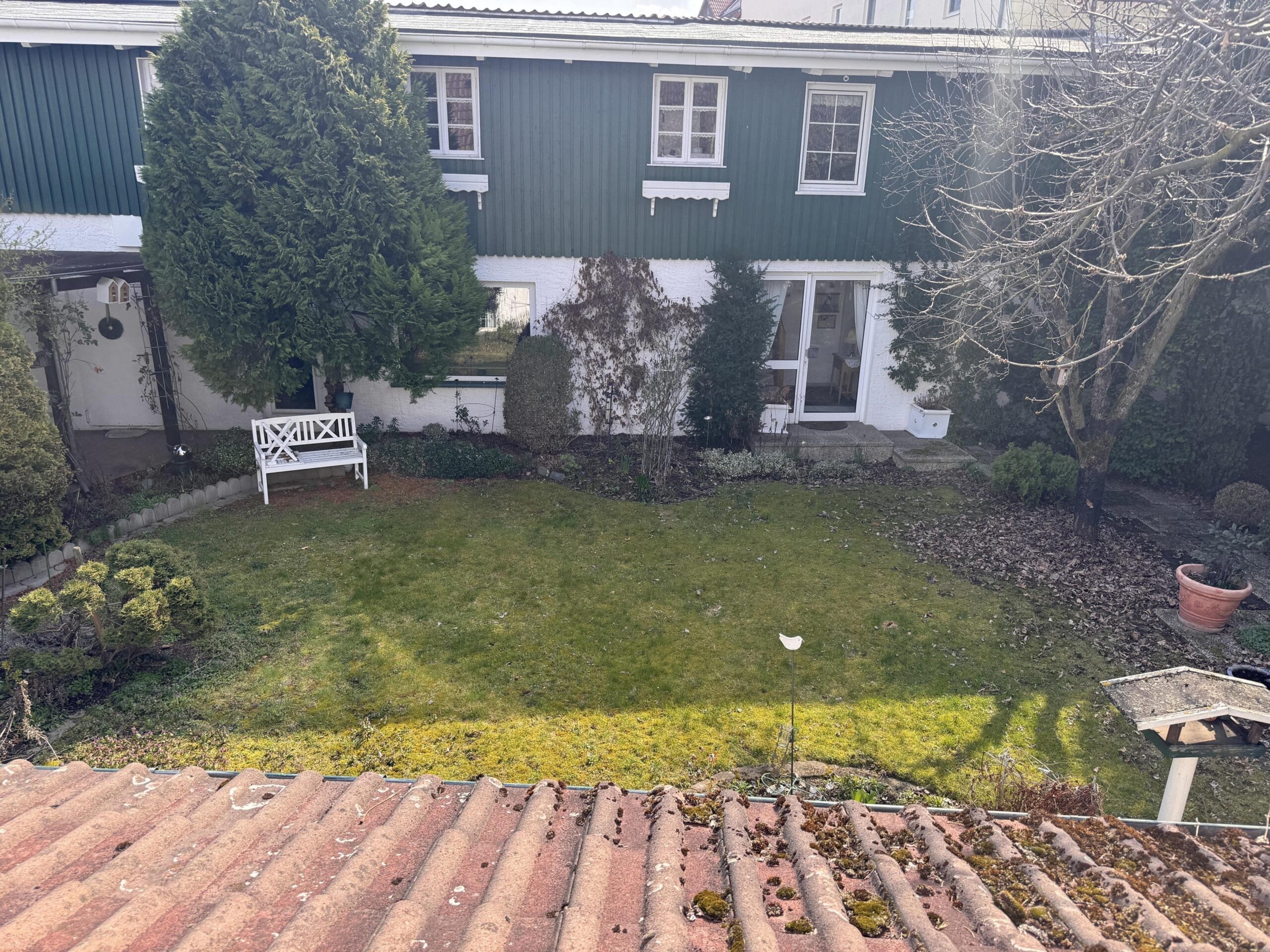 Blick auf den Garten Innenhof