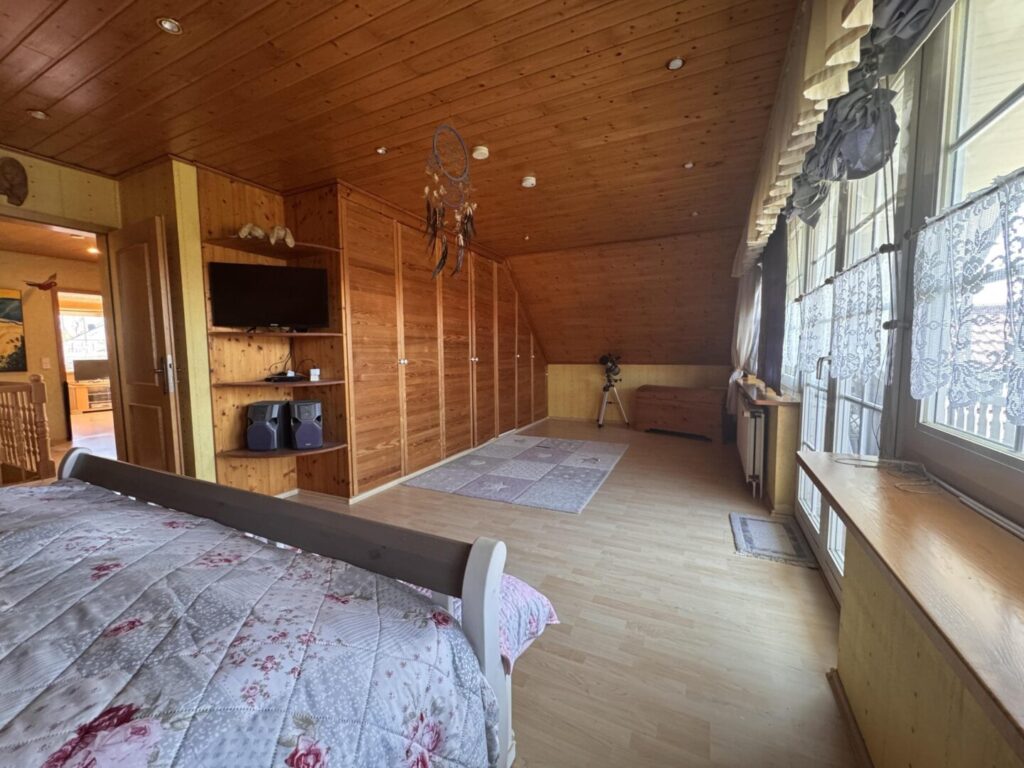 2.Schlafzimmer/Kinderzimmer OG