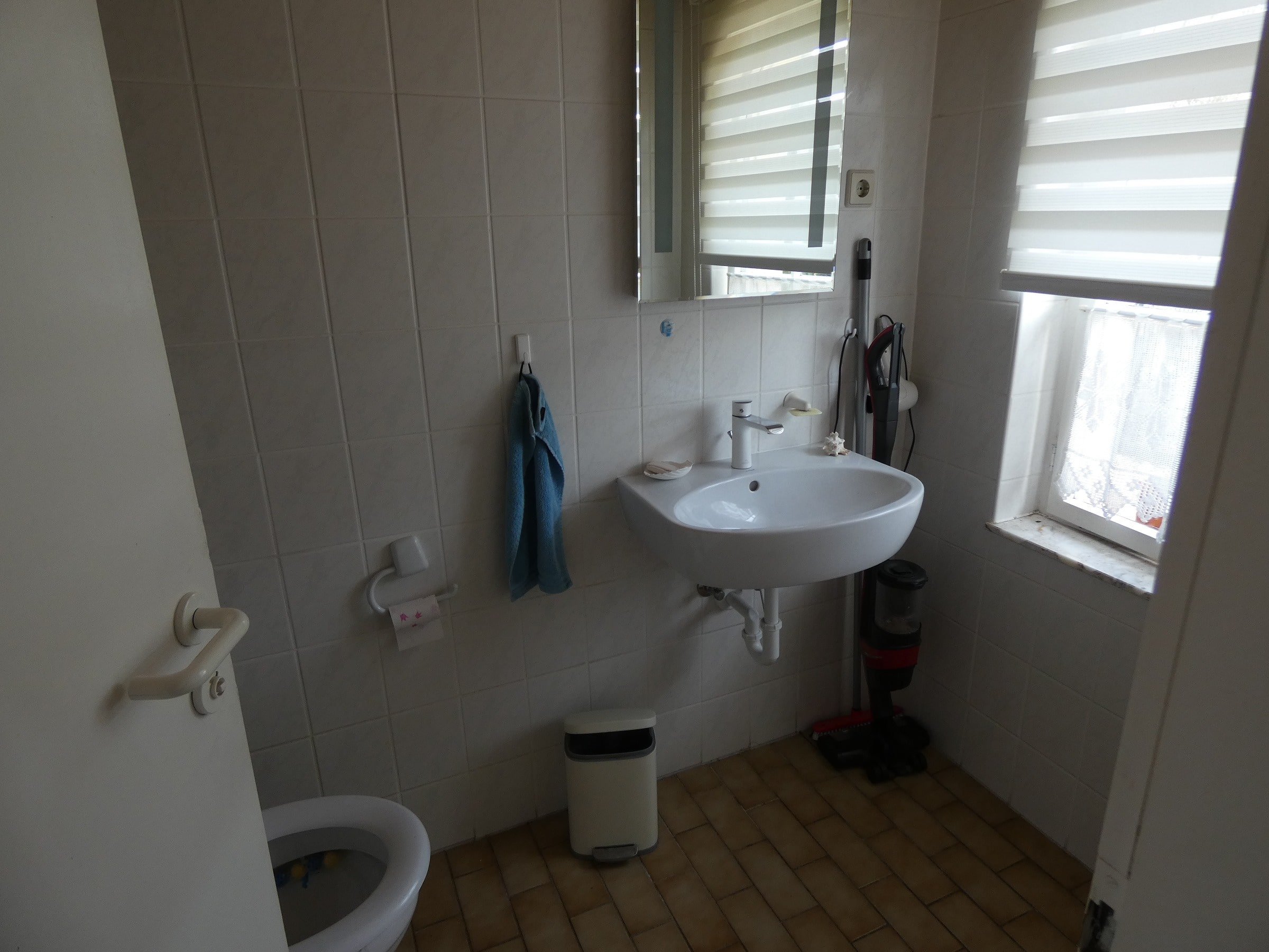 Gäste-WC EG