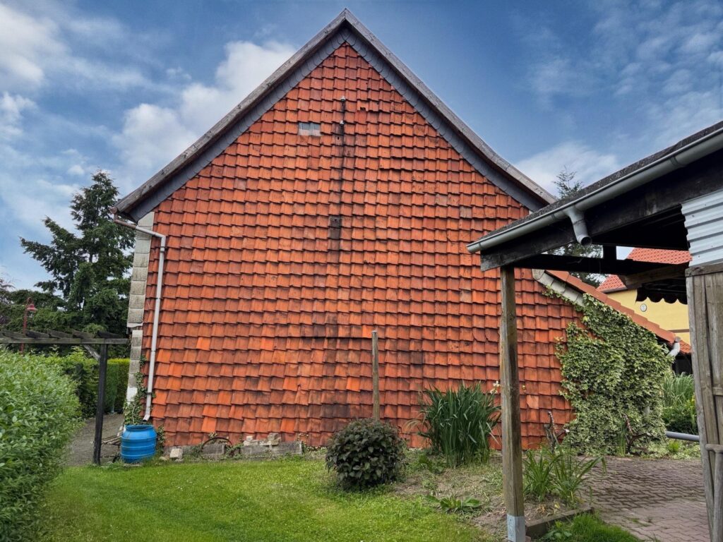 Giebelseite Garten