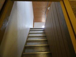 Treppe zum Dachgeschoss