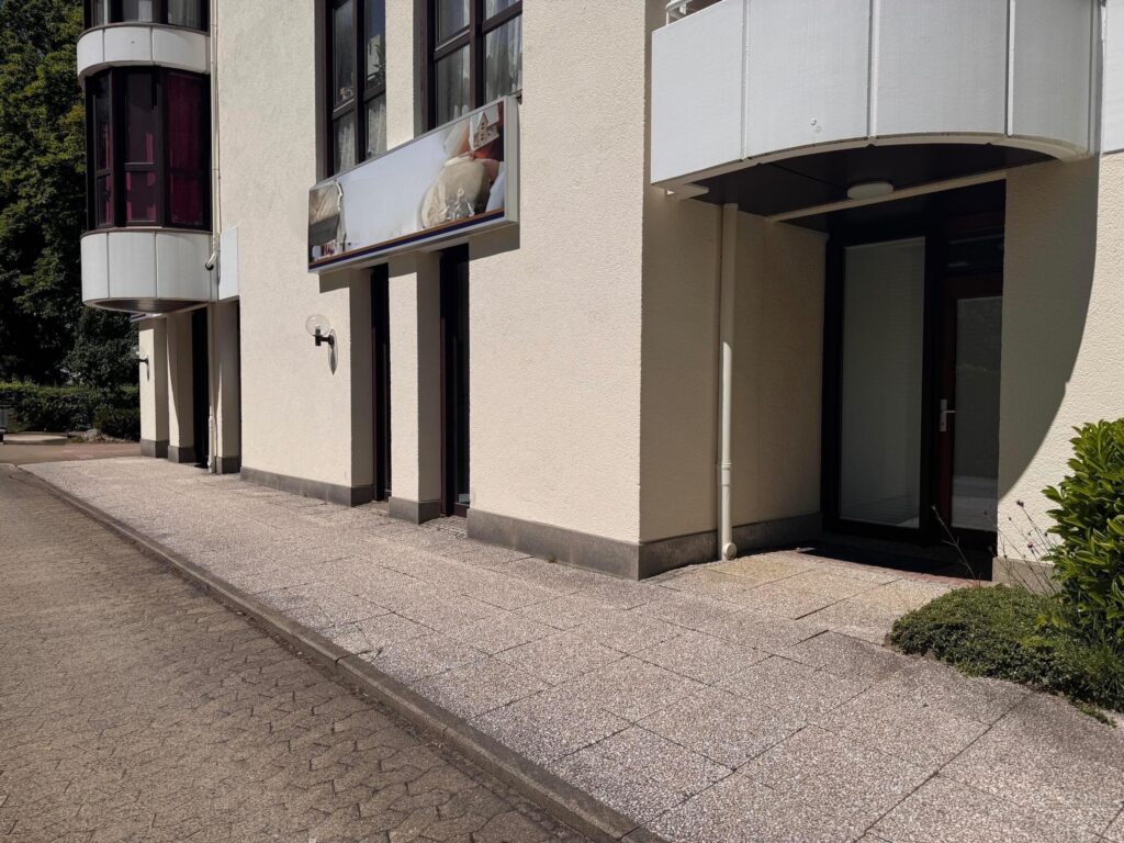 Seitenansicht mit 2.Eingang