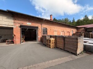 Gebäude Außengelände Lager