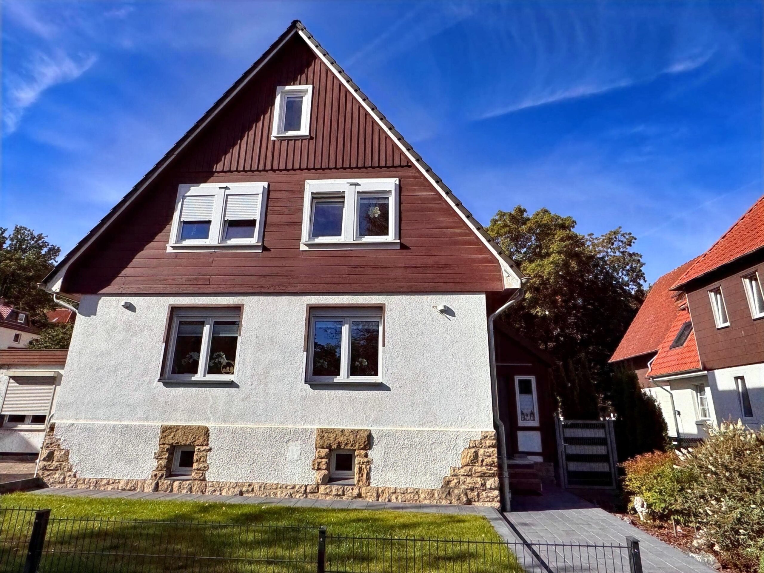 Außenansicht Straßenseite