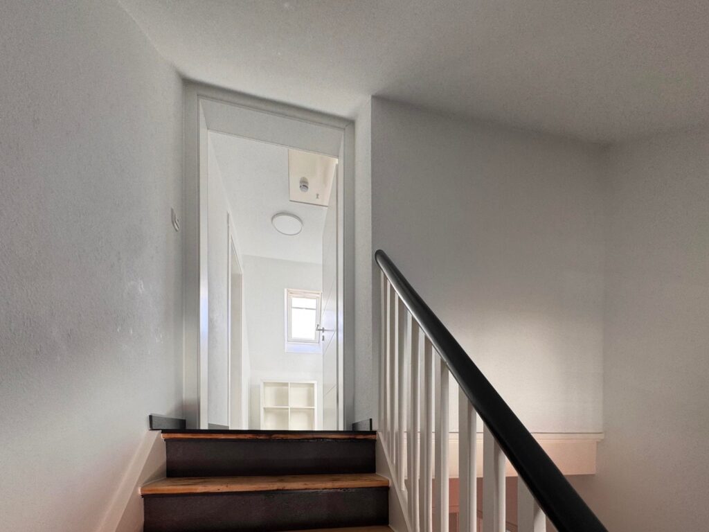 Treppenaufgang Dachgeschoss Haus