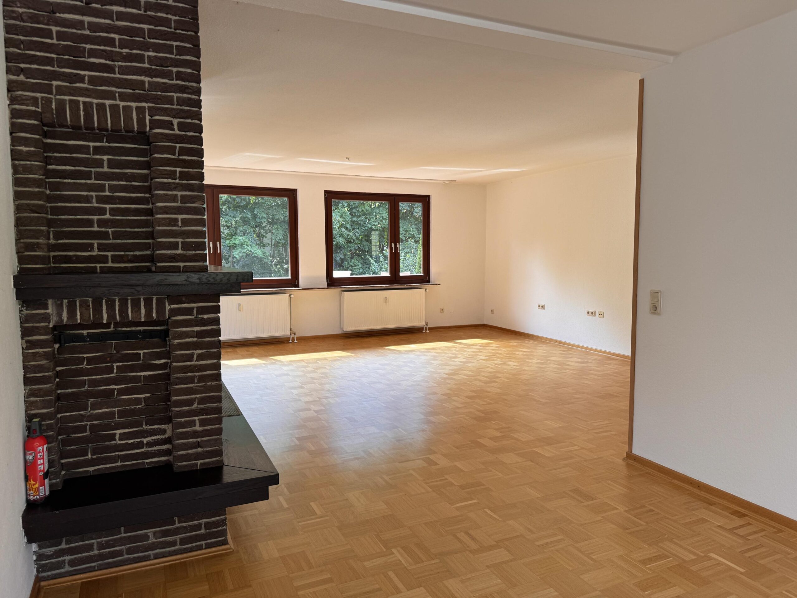 Wohnzimmer EG mit Kamin