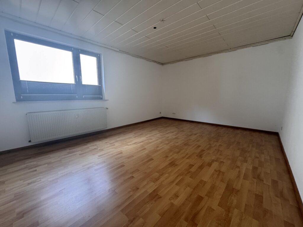 SchlafzimmerSouterrainwohnung