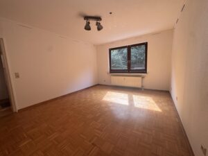 Schlafzimmer Souterrainwohnung