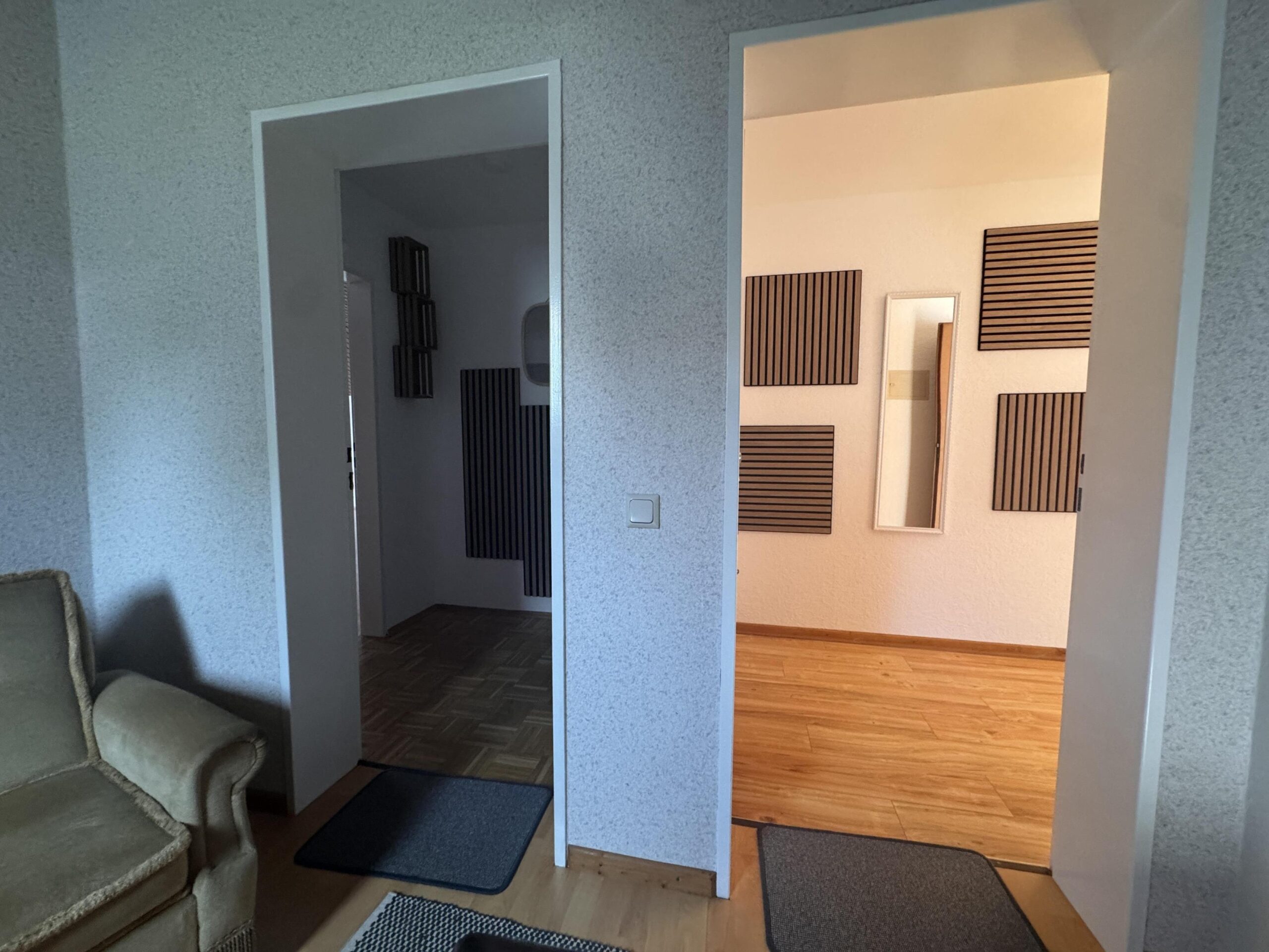 Eingang in die beiden Wohnungen DG