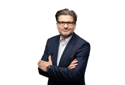 Herr Jens Hartmayer